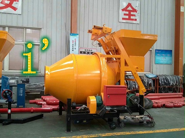 青岛混凝土输送泵价格 (14)